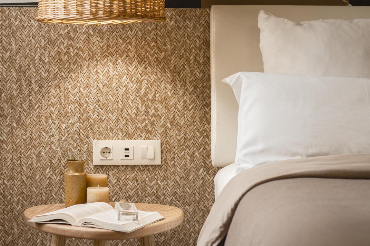 Room Select Tetuan Seville Exterior photo