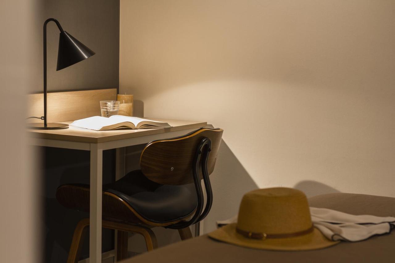 Room Select Tetuan Seville Exterior photo