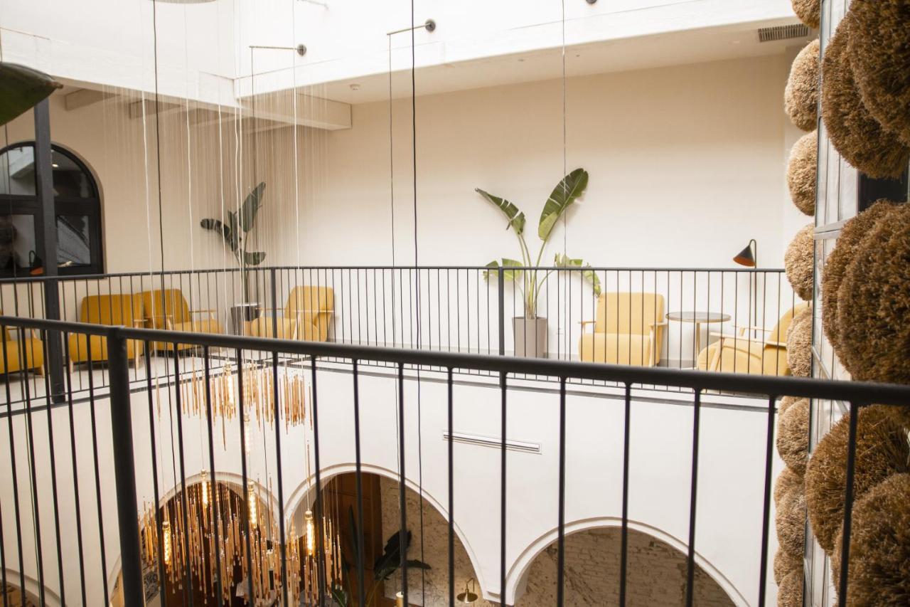 Room Select Tetuan Seville Exterior photo