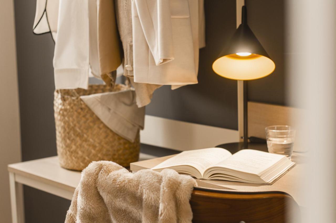Room Select Tetuan Seville Exterior photo